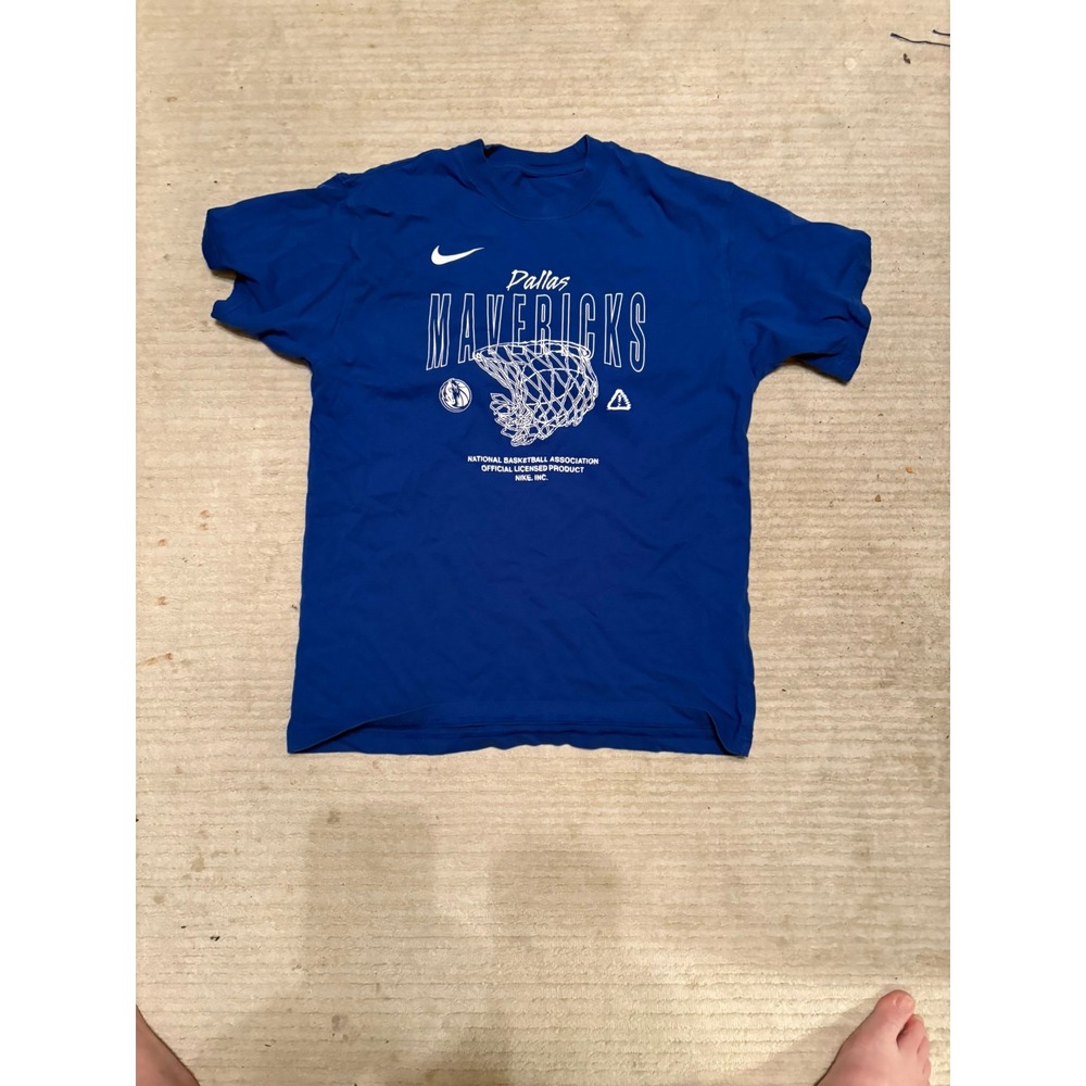 Nike Dallas Mavericks NBA Loose Fit T-Shirt Blue Mens Small Basketball Tee